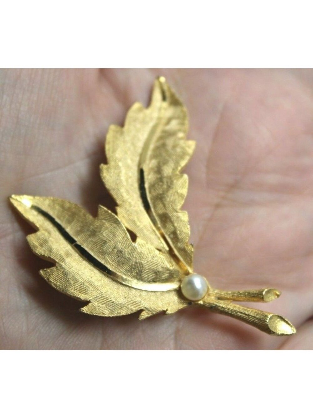 Vintage Gold Tone Double Leaf with Faux Pearl Pin Brooch 2.5" Long #G10 - Picture 3 of 4
